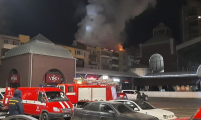 80 пожарных тушили пожар в 6-этажном доме в центре Харькове (фото)