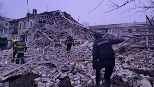 После авиаударов по селу Черное жители массово эвакуировались