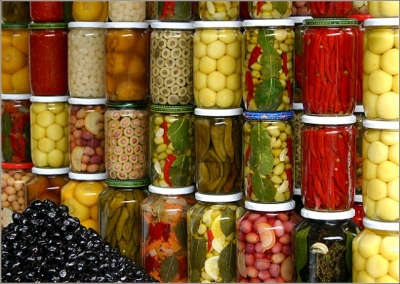 Сын выкрал заготовки на зиму у матери