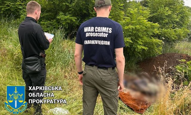 В поселке Питомник эксгумировано тело мужчины