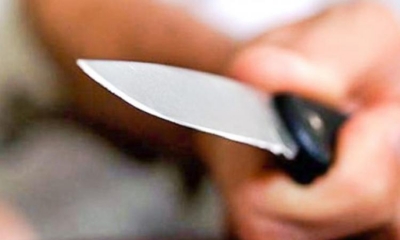 Мужчина набросился с ножом на сына