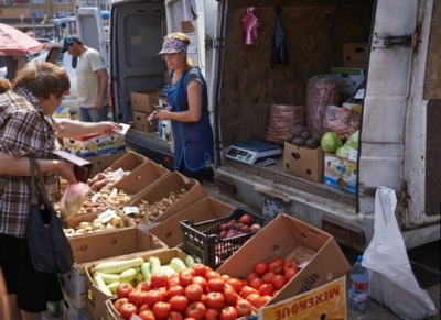 Торговцам предлагают получить места на рынке