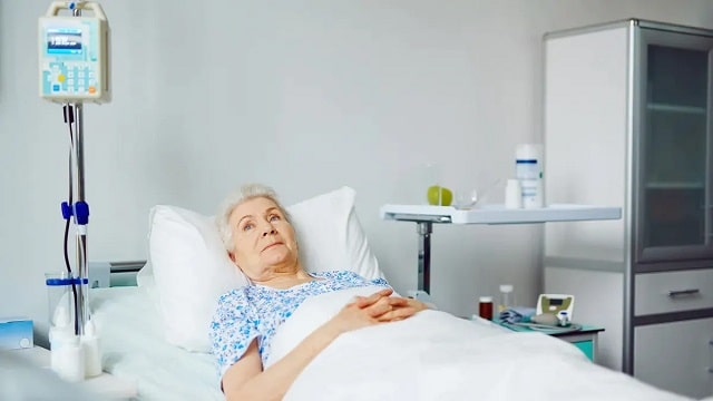 Медицинский уход за больными в пансионате «Осень Жизни» в Одессе