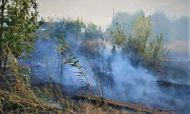 Российские военные обстреляли частный сектор в Волчанске