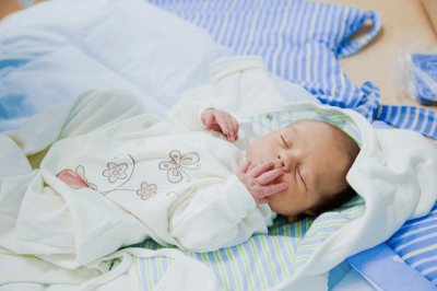 В Балаклейском роддоме в январе родилось 12 малышей