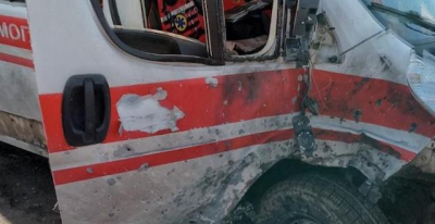 Вражеский дрон атаковал машину скорой помощи