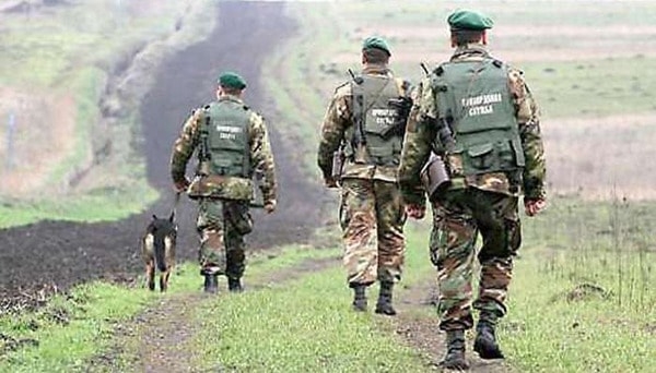 Курьез на границе: проезд по документам ЛНР