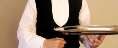 Сотрудники ГСО задержали девушку прямо в ресторане