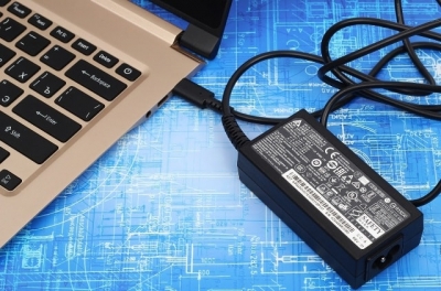 Как проверить, работает ли зарядное устройство для ноутбука?