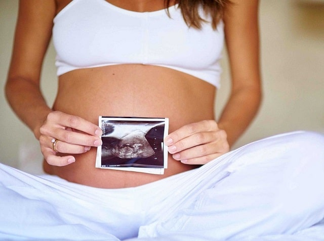 10 тиждень вагітності: що відбувається з малюком і мамою