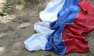 В оккупированном поселке Шевченково жители сняли российский триколор