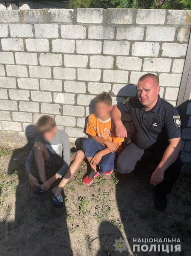 Полицейские оперативно разыскали подростков, сбежавших из учебного заведения