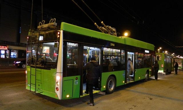 На маршруте № 49 в тестовом режиме курсирует троллейбус