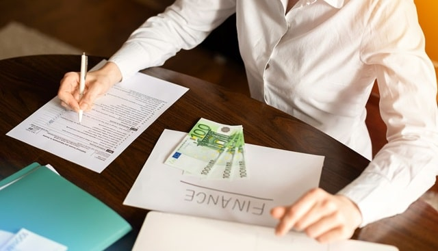 Какие документы могут потребоваться при обмене валюты