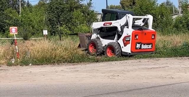 В Балаклее тестируют машину для разминирования, созданную на КП «Жилкоммунсервис»