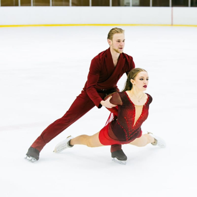 Харьковские фигуристы стали чемпионами международного турнира в Болгарии
