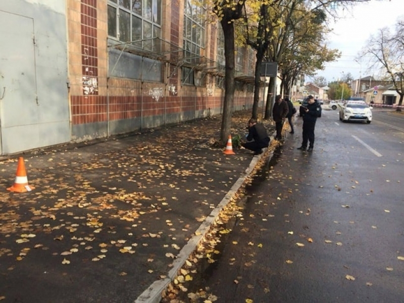 В Харькове произошла погоня с перестрелкой: патрульный подстрелил преступника