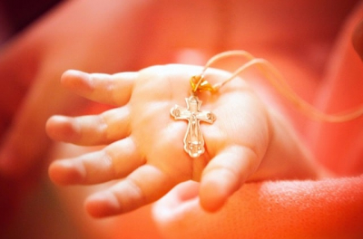 Что подарить на крещение ребенка: традиции и обычаи