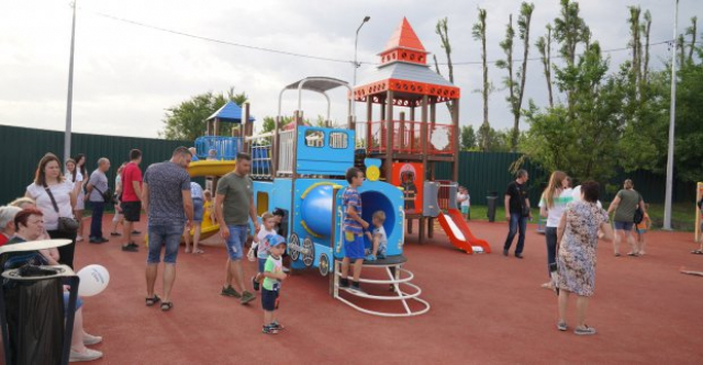В Основянском районе Харькова появилась современная площадка для отдыха