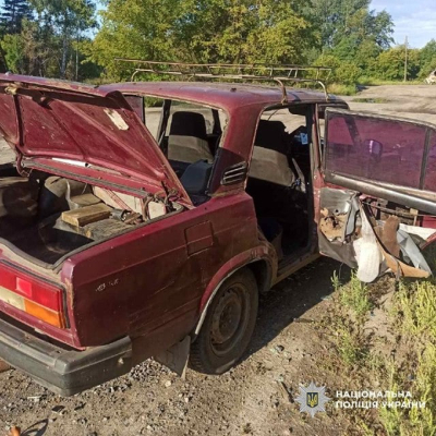 Россияне обстреляли гражданский автомобиль и массировано атаковали Изюм