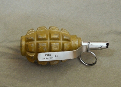 С гранатой в метро ехал мужчина