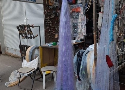 Незаконные орудия лова изъяли из продажи в ТЦ «Барабашово»