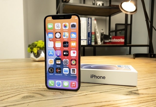 iPhone 12 Mini: обзор, характеристики, стоит ли покупать?
