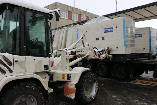 МККК передал Харьковской области 8 мощных генераторов