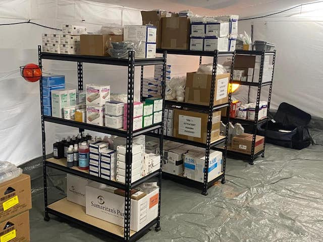 В Изюме приступил к работе мобильный госпиталь – принимают всех и бесплатно