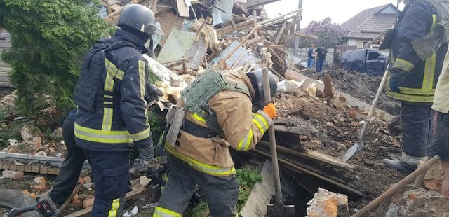 Россияне дважды за сутки ударили ракетами по селу Циркуны