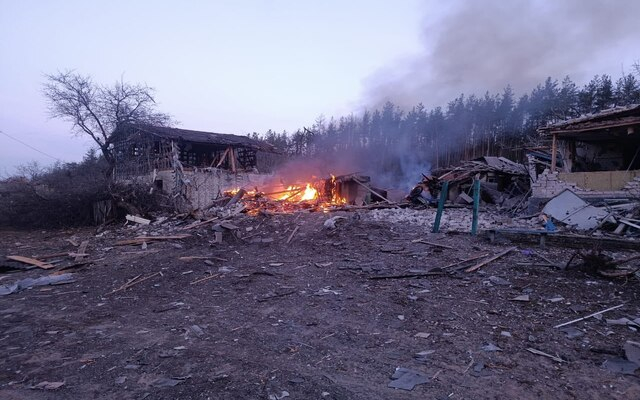 Россия стирает с лица земли село Оскол в Изюмском районе
