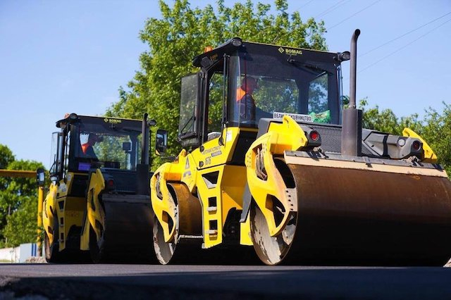 Во время войны в области повреждено 45% дорог государственного значения