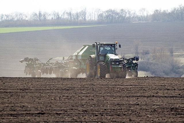 Аграриями Харьковщины засеяно больше половины площадей ранних зерновых