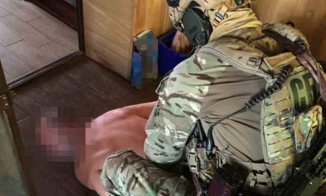 Уроженцев Северного Кавказа подозревают в изготовлении оружия