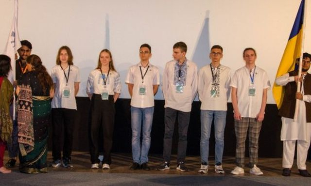 Юные физики Харькова завоевали серебряные награды на престижном конкурсе