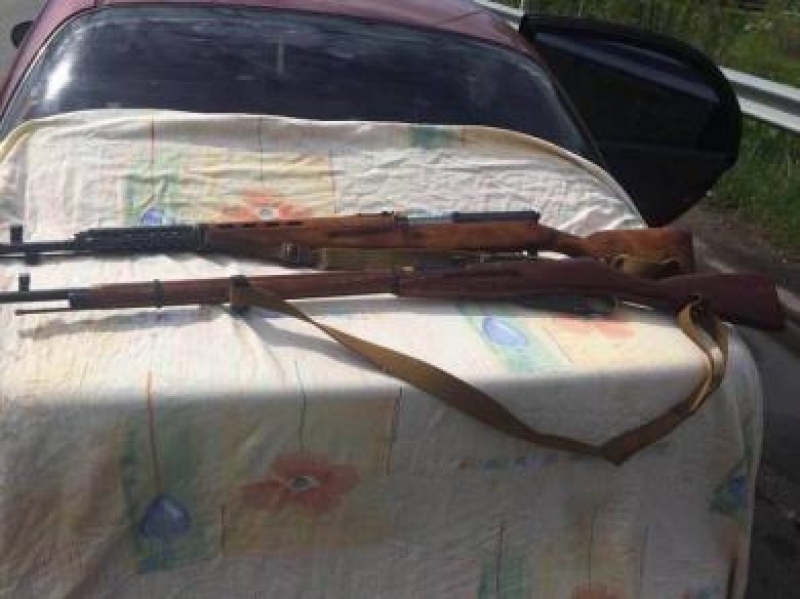 Под Харьковом задержали машину с оружием