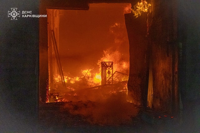 Минувшей ночью враг нанес массированный удар беспилотниками по Харькову (фото)