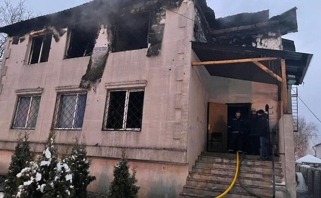 Во время пожара в доме для престарелых погибли 15 человек – учреждение не было зарегистрировано