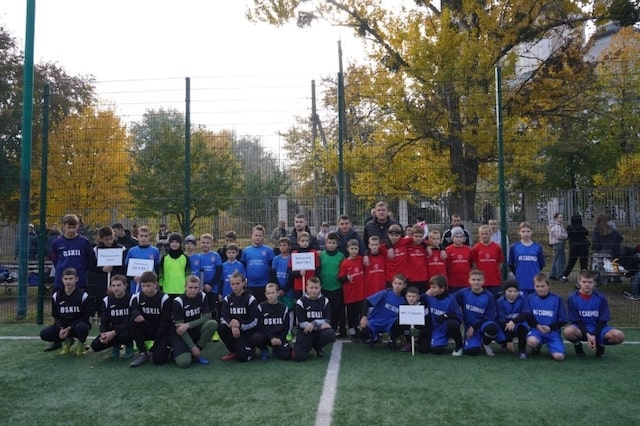 В Изюме прошел турнир памяти по мини-футболу