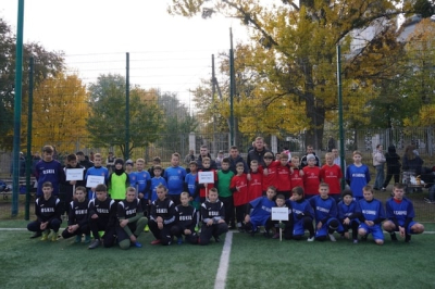 В Изюме прошел турнир памяти по мини-футболу