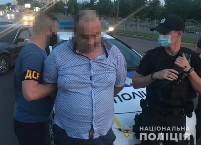 Правоохранители задержали группировку, грабившую офисы