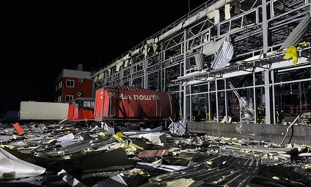 Вражеская ракета убила шестерых работников «Новой почты», еще 17 – ранены (фото)