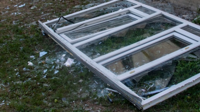 Во время обстрела Шевченковского района Харькова пострадали два человека