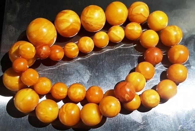 Янтарь: объяснение востребованности на современном рынке, особенности формирования цены