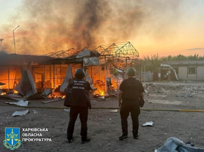 Российская армия атаковала рынок, гражданский автомобиль и частные дома