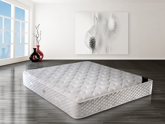 Ортопедический матрас: что это такое, виды, особенности