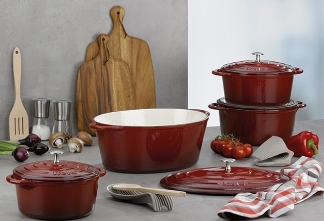 Огляд переваг посуду з чавуну марки Kela