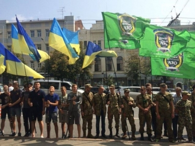 Участники АТО устроили пикет у Горсовета в Харькове