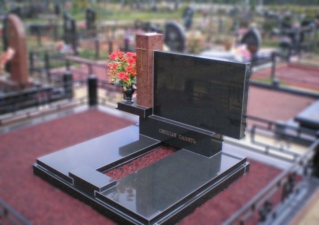 Памятник из гранита или мрамора: что лучше, как выбрать