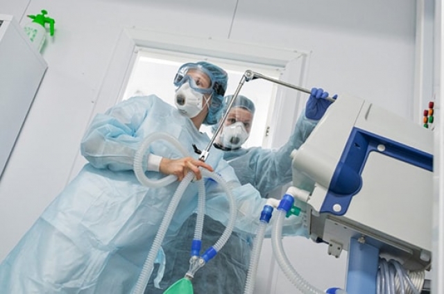 В базовых по коронавирусу областных больницах нет свободных мест